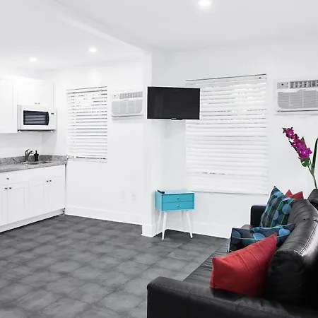 Miami Designer Apartment Unit 4